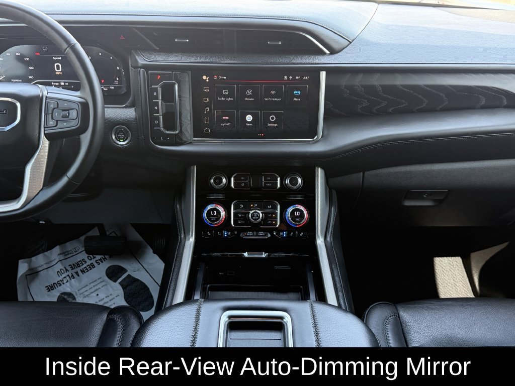 Used 2023 GMC Yukon Denali RWD image 15