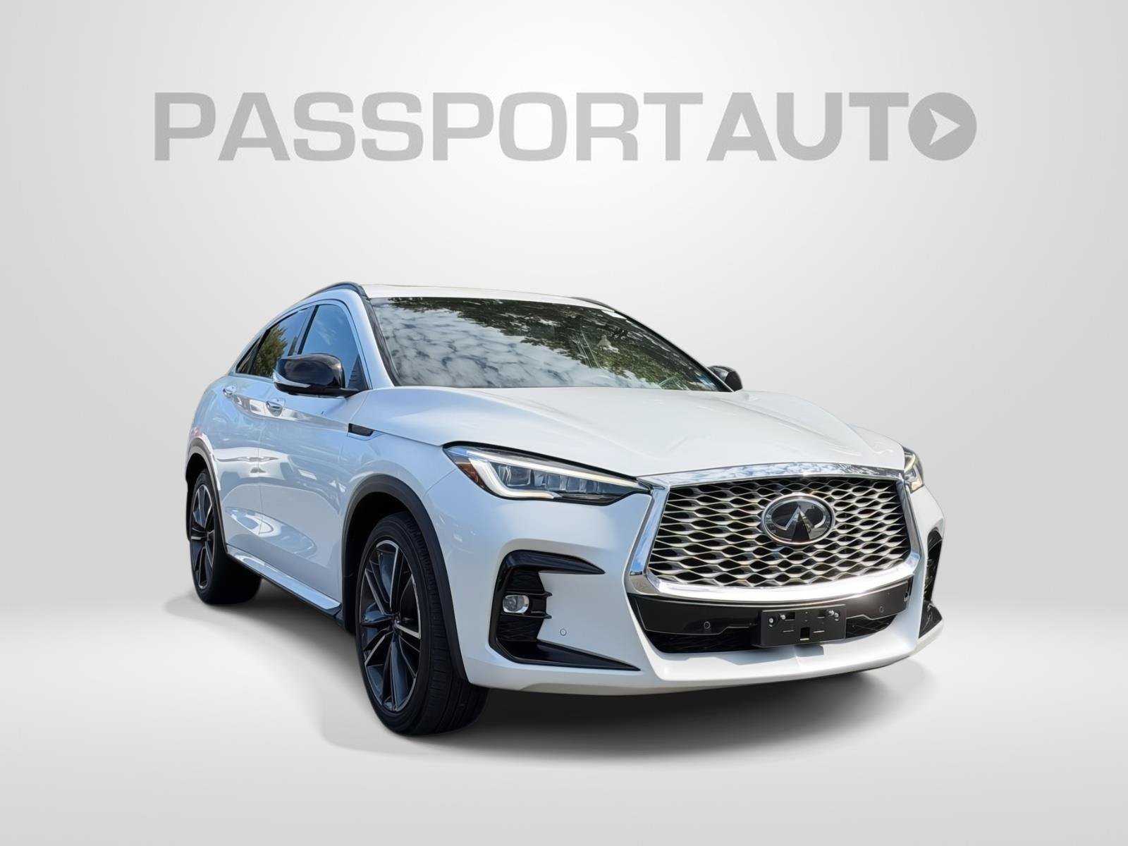 Used 2023 INFINITI QX55 Essential AWD/4WD image 3