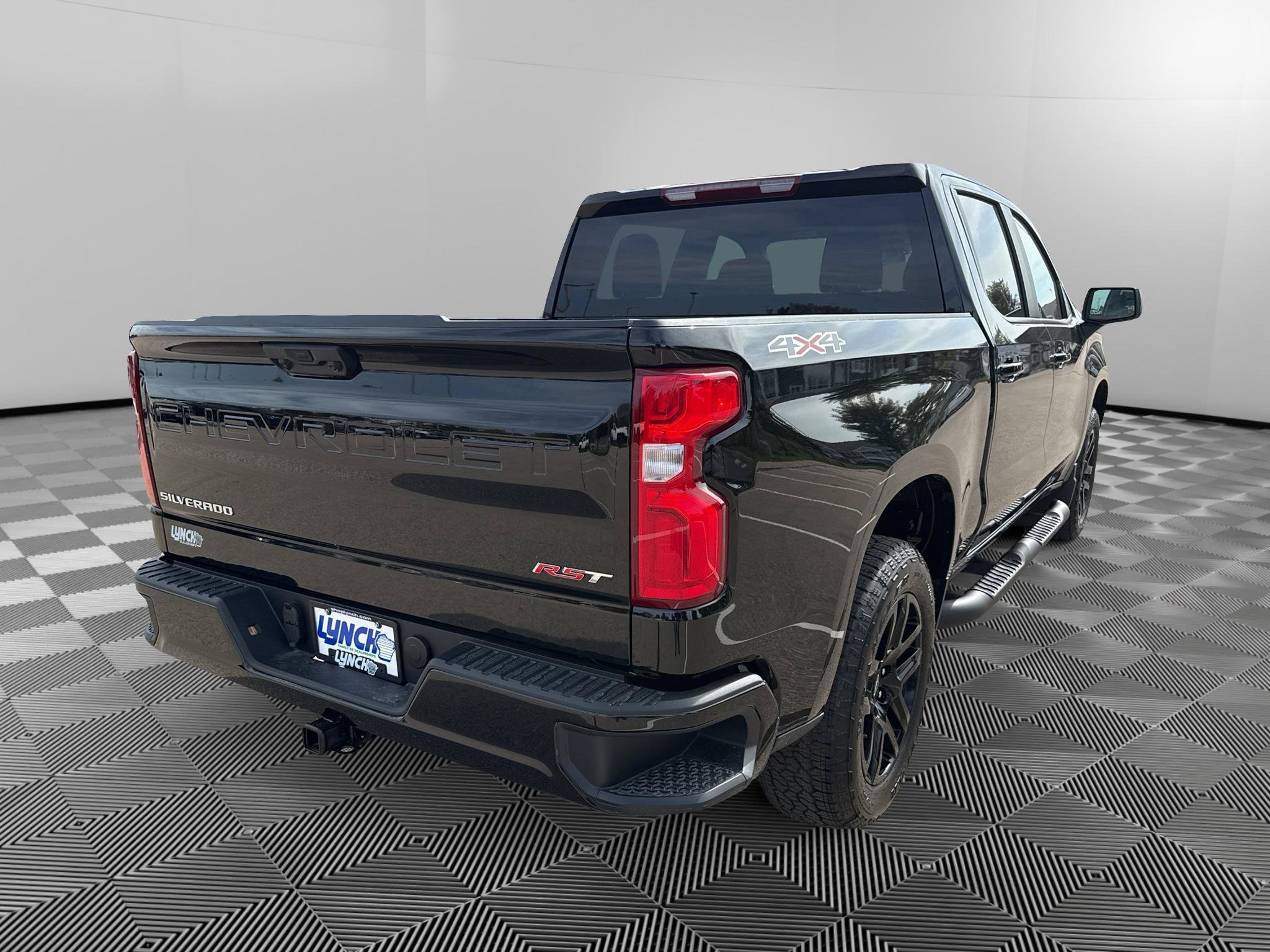 New 2026 Chevrolet Silverado 1500 RST w/ RST Select Package AWD/4WD image 4