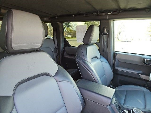 Used 2022 Ford Bronco Everglades image 14