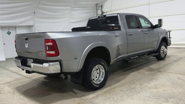 Used 2022 RAM 3500 Laramie AWD/4WD image 4