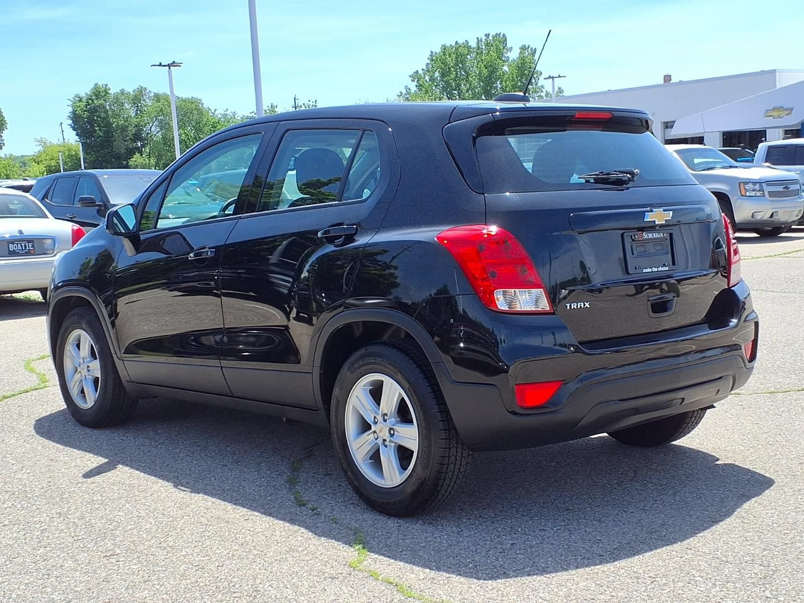 Used 2020 Chevrolet Trax LS FWD image 7