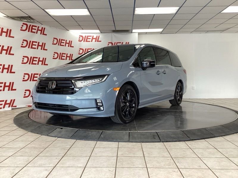 Used 2023 Honda Odyssey Sport image 3