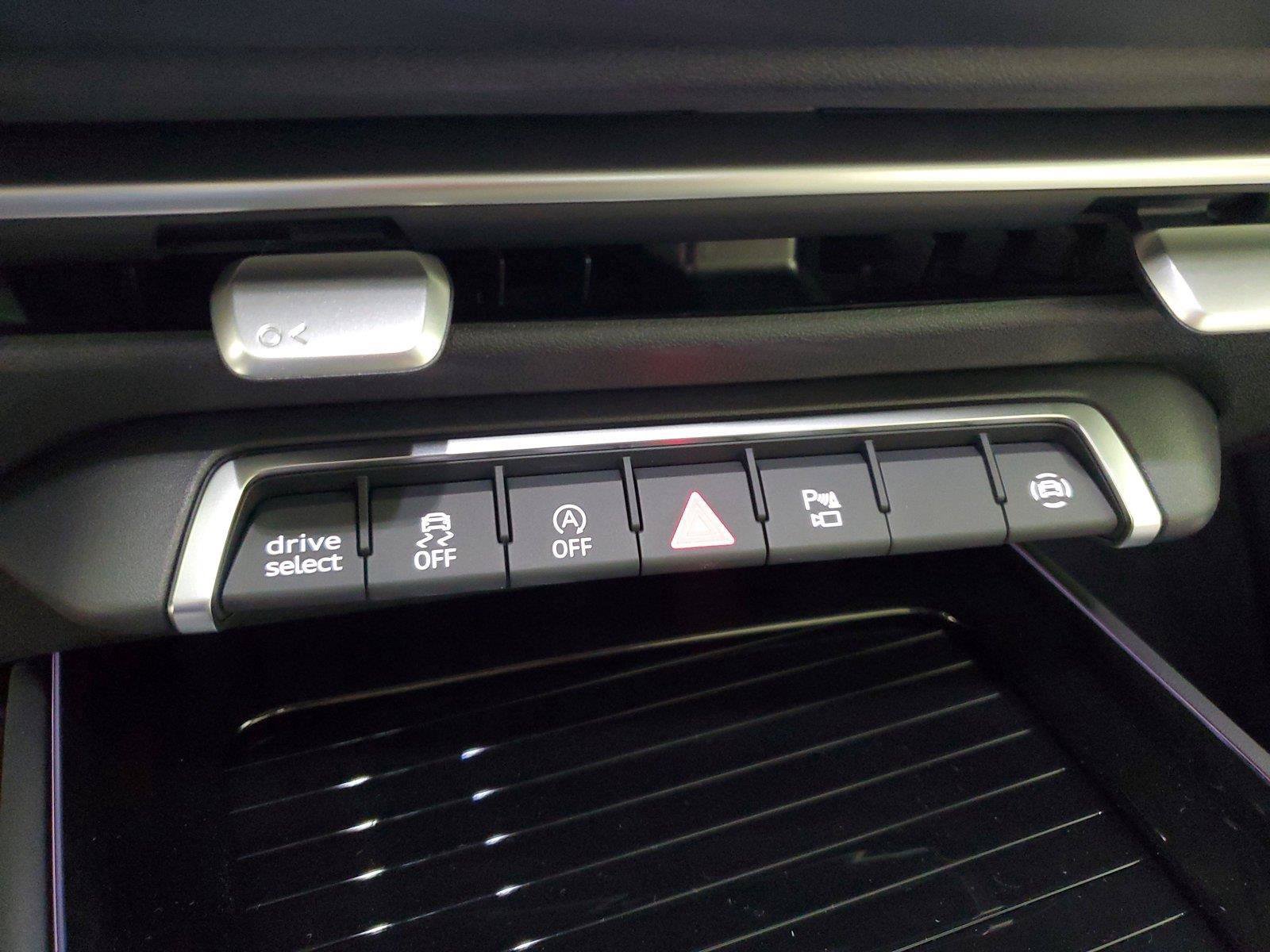 New 2026 Audi Q3 quattro 2.0T AWD/4WD image 28