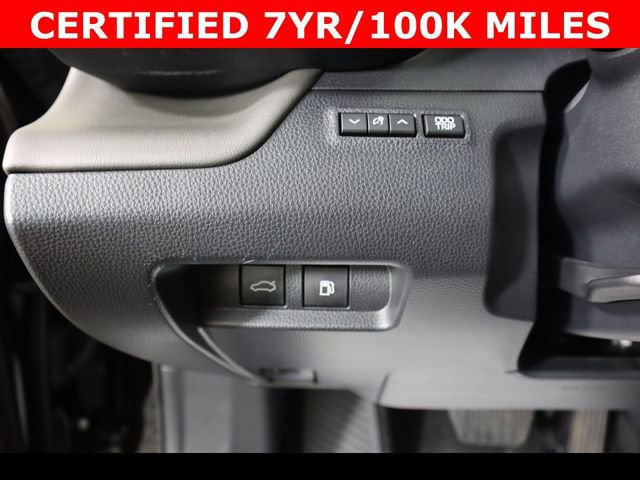 Used 2026 Toyota Crown Nightshade image 18