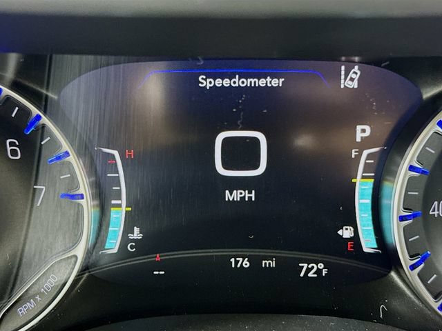 New 2027 Chrysler Pacifica Select FWD image 12