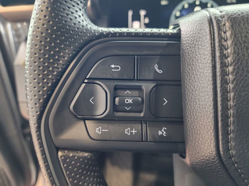 Used 2026 Toyota Tacoma SR image 19