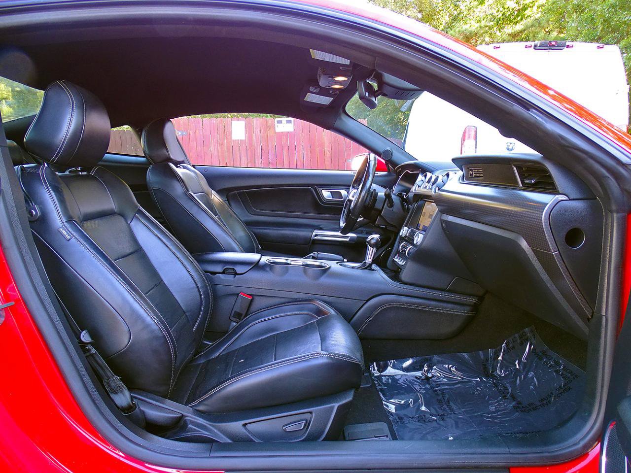 Used 2020 Ford Mustang GT Premium w/ GT Performance Package RWD image 25