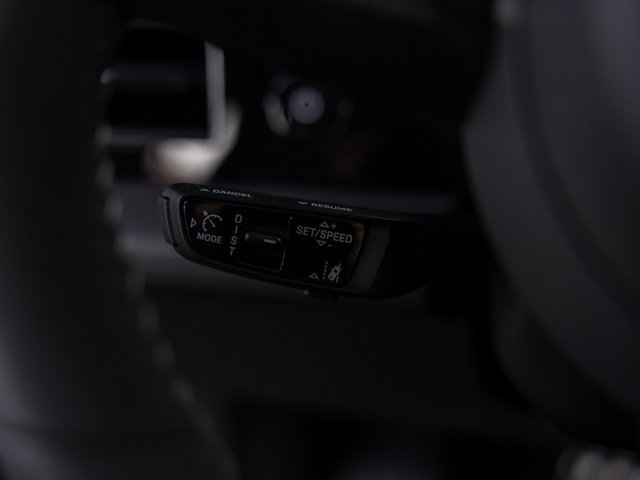 New 2025 Porsche Taycan image 46