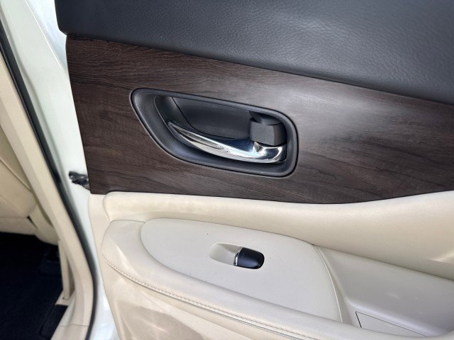 Used 2019 Nissan Murano Platinum w/ Cargo Package image 40