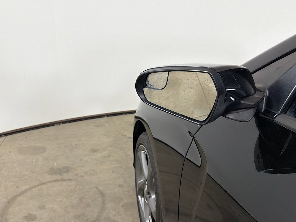Used 2020 Hyundai Veloster 2.0 FWD image 27