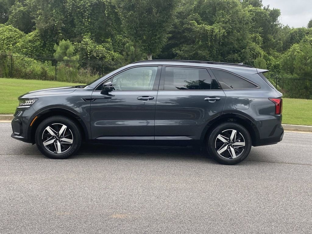Used 2023 Kia Sorento EX FWD image 9