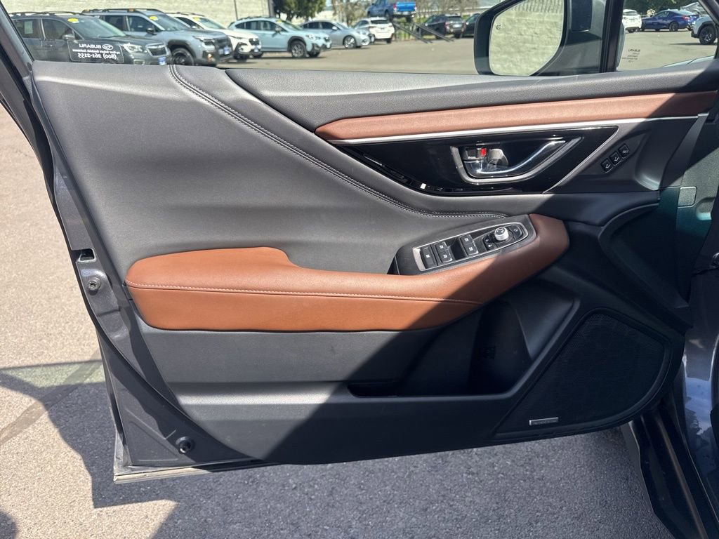 Used 2022 Subaru Outback Touring XT w/ Popular Package #2 image 21