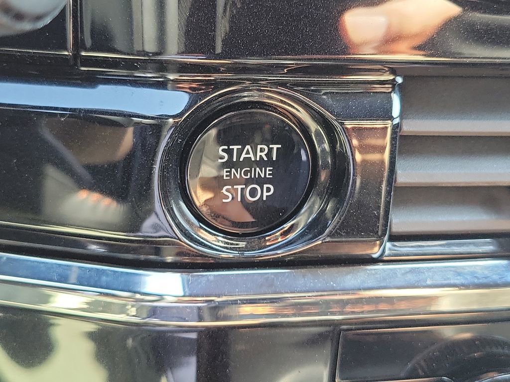 Used 2025 Nissan Pathfinder Rock Creek image 8