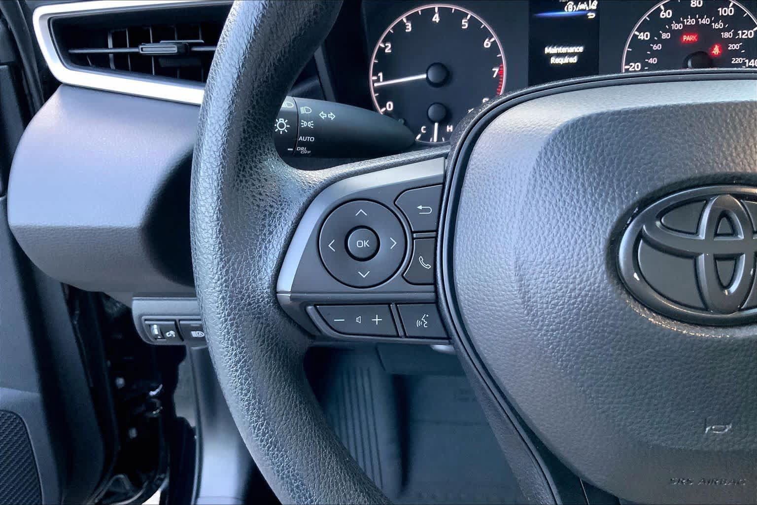 Used 2024 Toyota Corolla LE FWD image 21