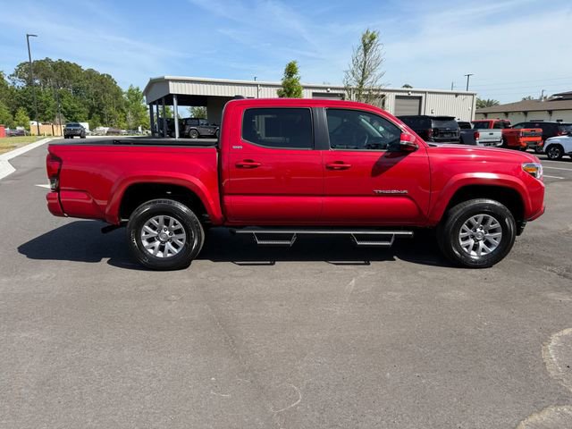 Used 2022 Toyota Tacoma SR5 RWD image 7