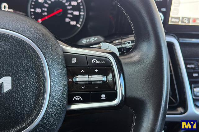 Used 2023 Kia Sorento EX AWD/4WD image 33