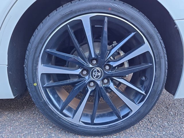 Used 2020 Toyota Camry XSE image 33