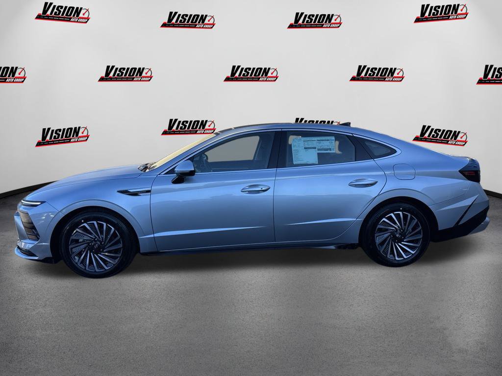 New 2026 Hyundai Sonata SEL FWD image 2