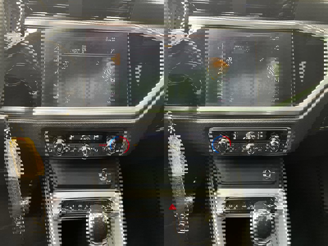 Used 2019 Audi Q3 2.0T Premium image 17