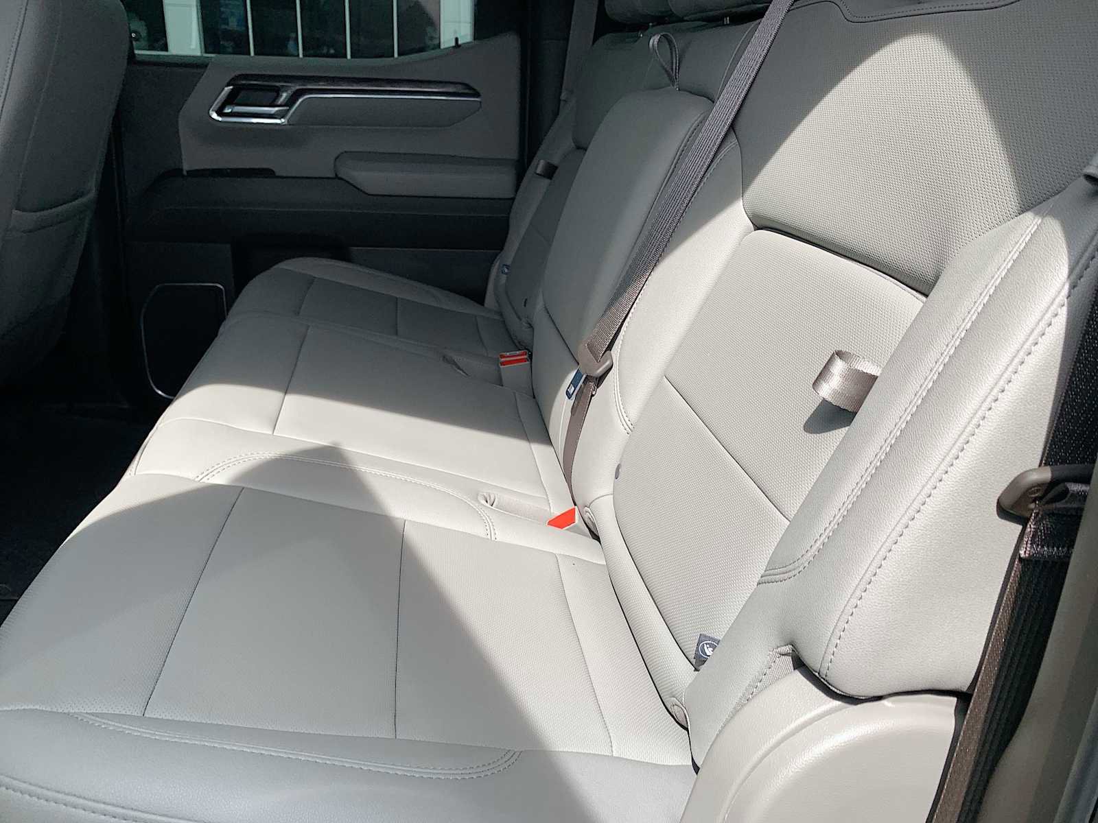 Used 2022 Chevrolet Silverado 1500 LTZ image 24