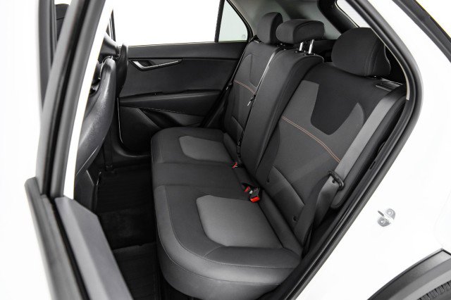 Used 2024 Kia Niro LX image 34