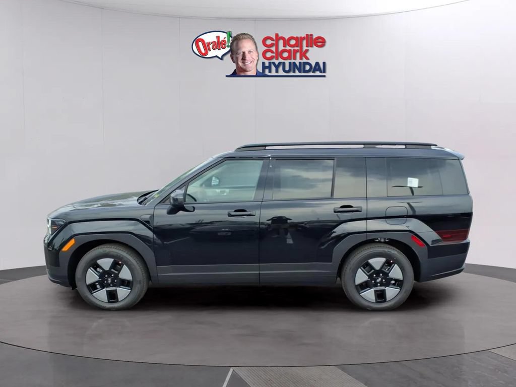New 2026 Hyundai Santa Fe SEL FWD image 2