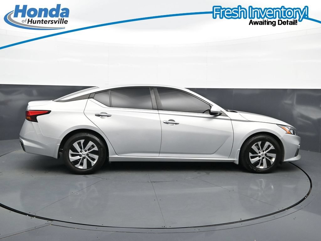 Used 2020 Nissan Altima 2.5 S FWD image 11