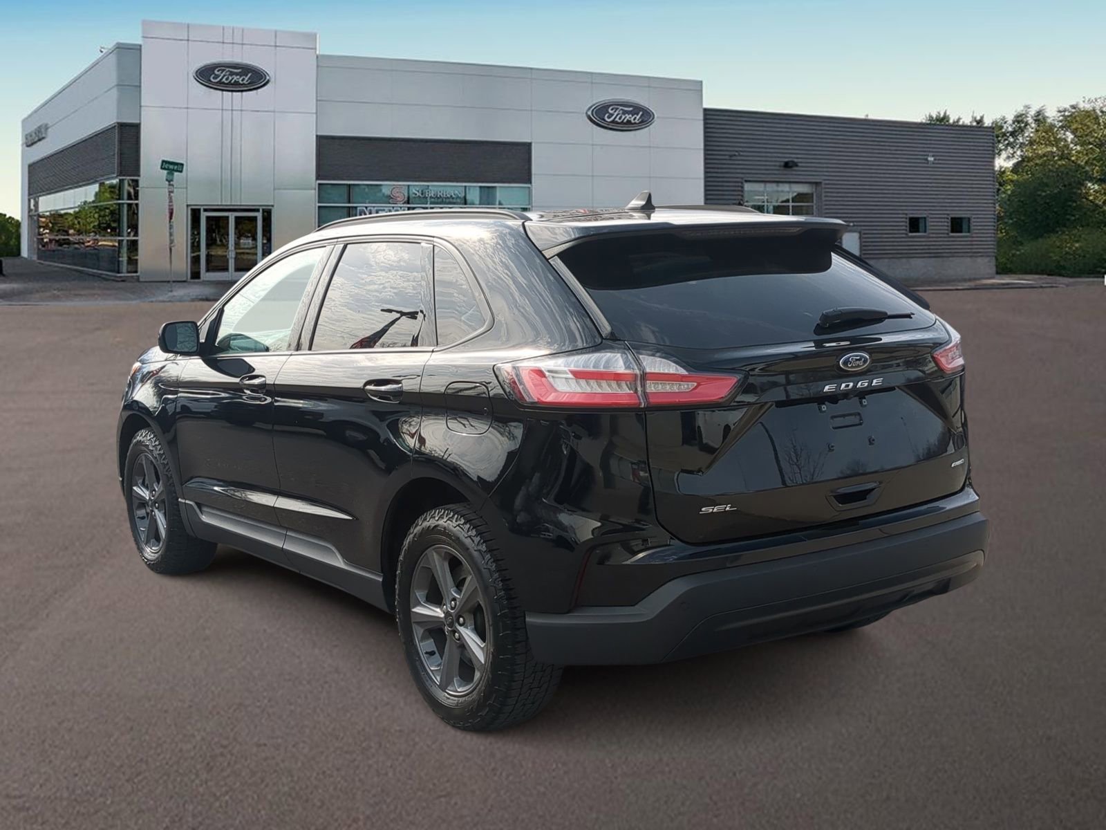Used 2023 Ford Edge SEL w/ Sport Appearance Package AWD/4WD image 8