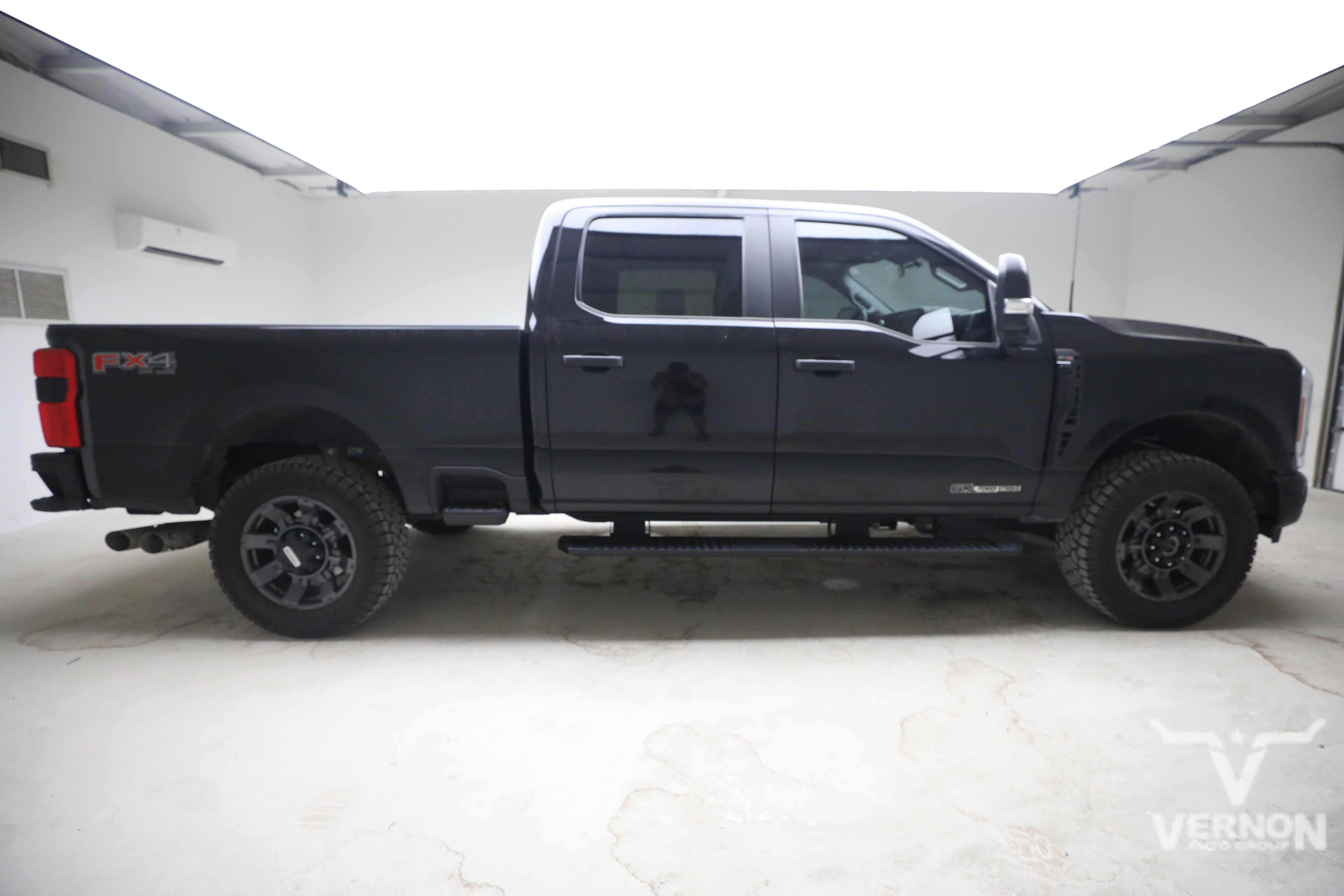 Used 2023 Ford F250 XL w/ STX Appearance Package AWD/4WD image 5