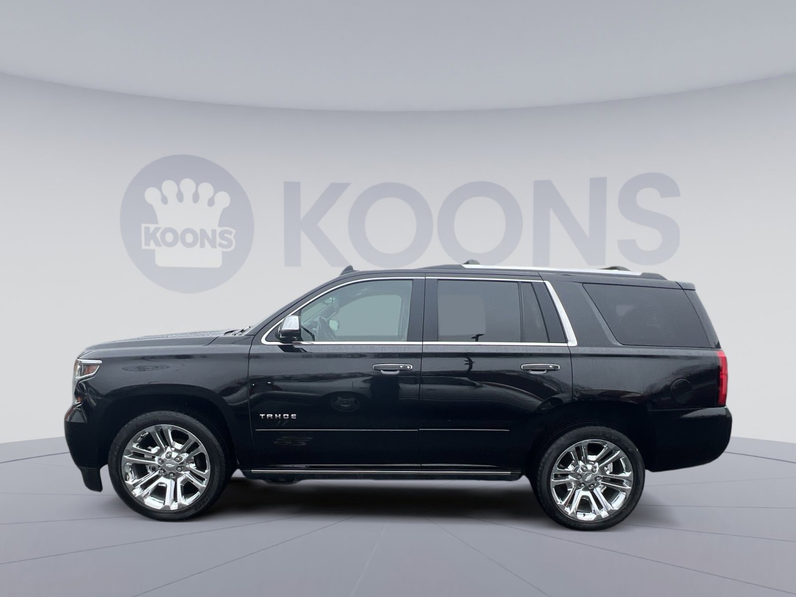 Used 2020 Chevrolet Tahoe Premier w/ Premier Plus Edition image 2