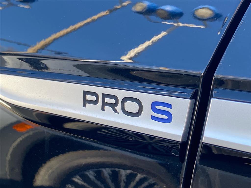 Certified 2022 Volkswagen ID.4 Pro S image 5