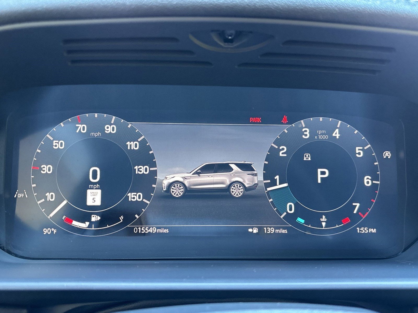 Certified 2024 Land Rover Discovery Dynamic SE image 19