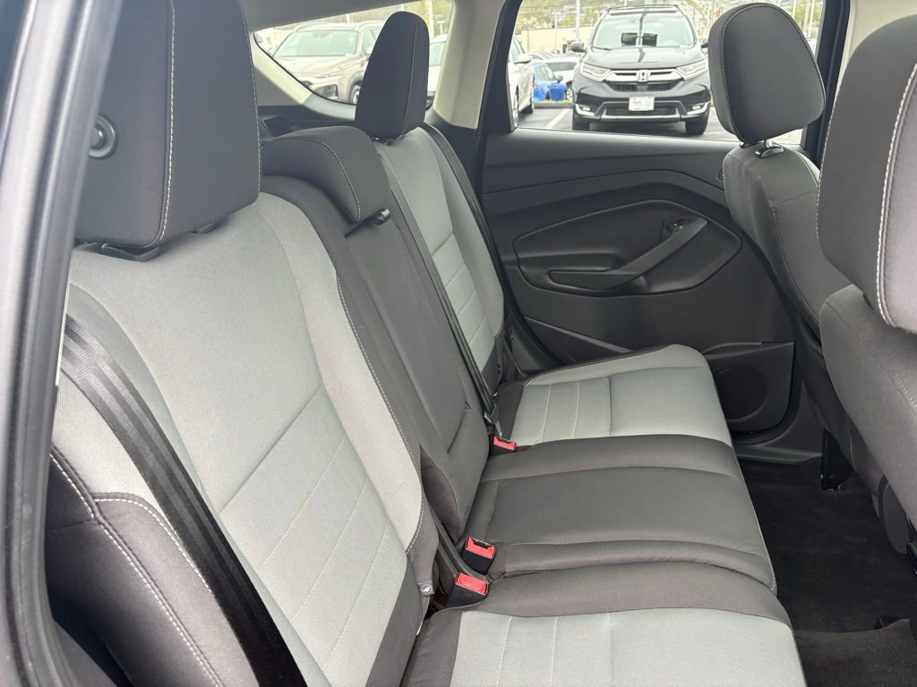 Used 2016 Ford Escape SE w/ Equipment Group 201A image 26