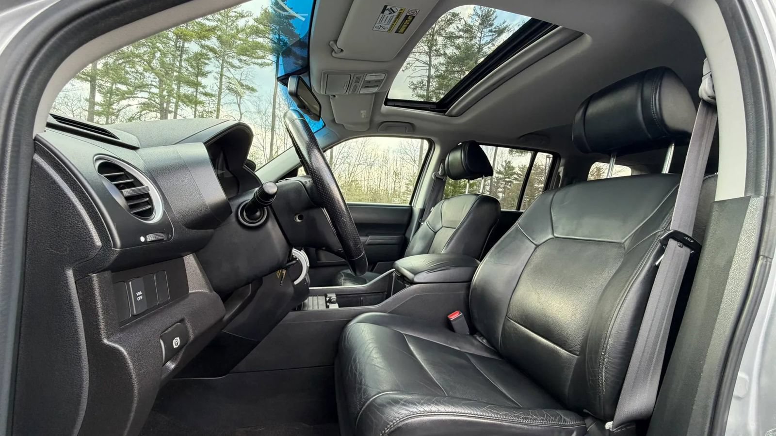 Used 2010 Honda Pilot EX-L image 25