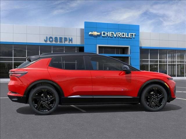 New 2026 Chevrolet Equinox EV RS FWD image 5