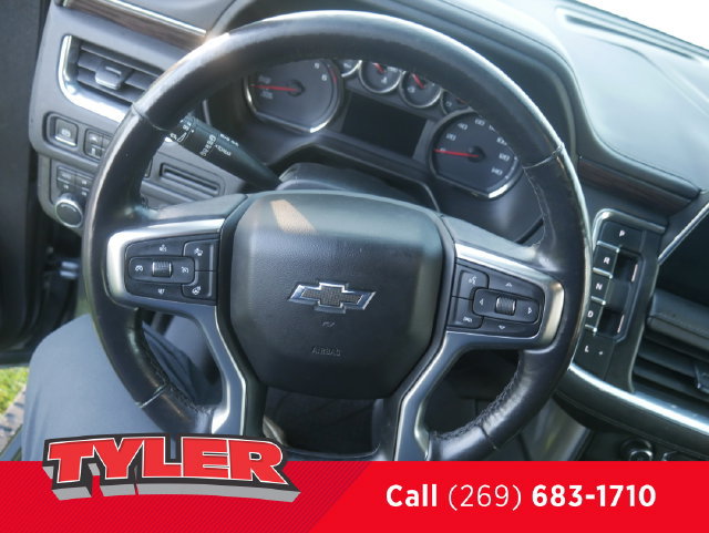 Used 2021 Chevrolet Tahoe Z71 w/ Z71 Signature Package AWD/4WD image 31