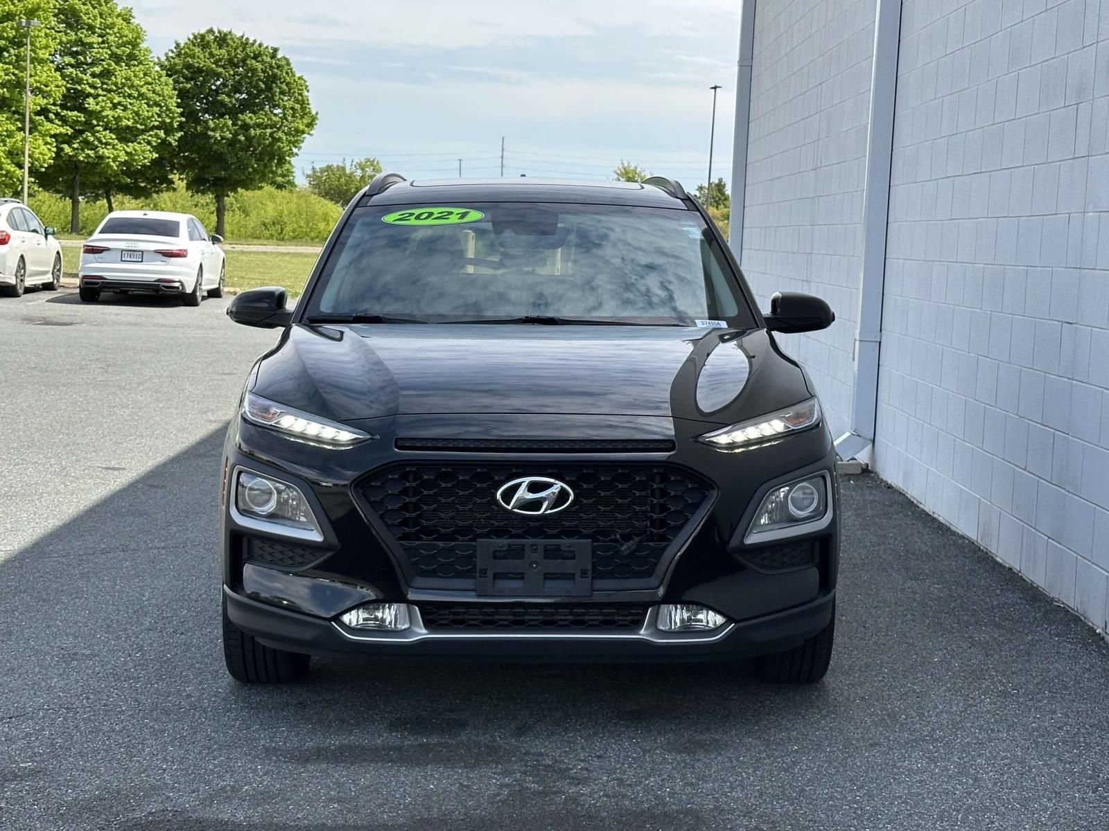 Used 2021 Hyundai Kona SEL Plus w/ Cargo Package AWD/4WD image 8
