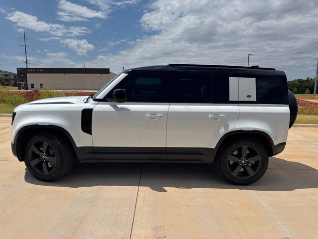 Used 2020 Land Rover Defender 110 HSE AWD/4WD image 8