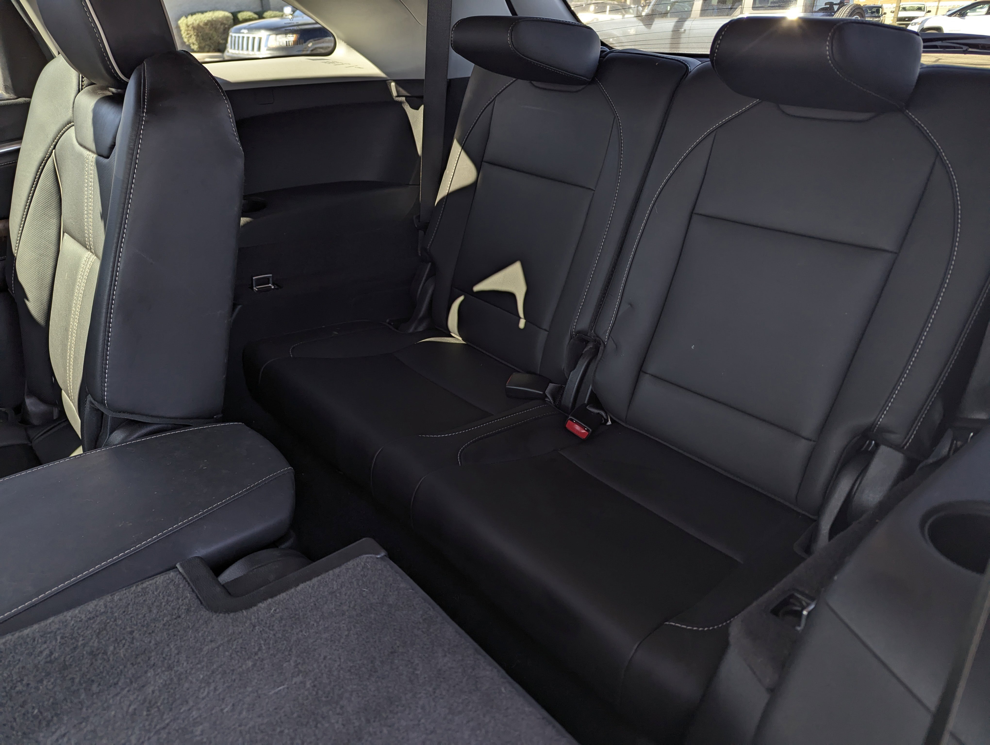 Used 2019 Acura MDX FWD w/ Advance Package image 8