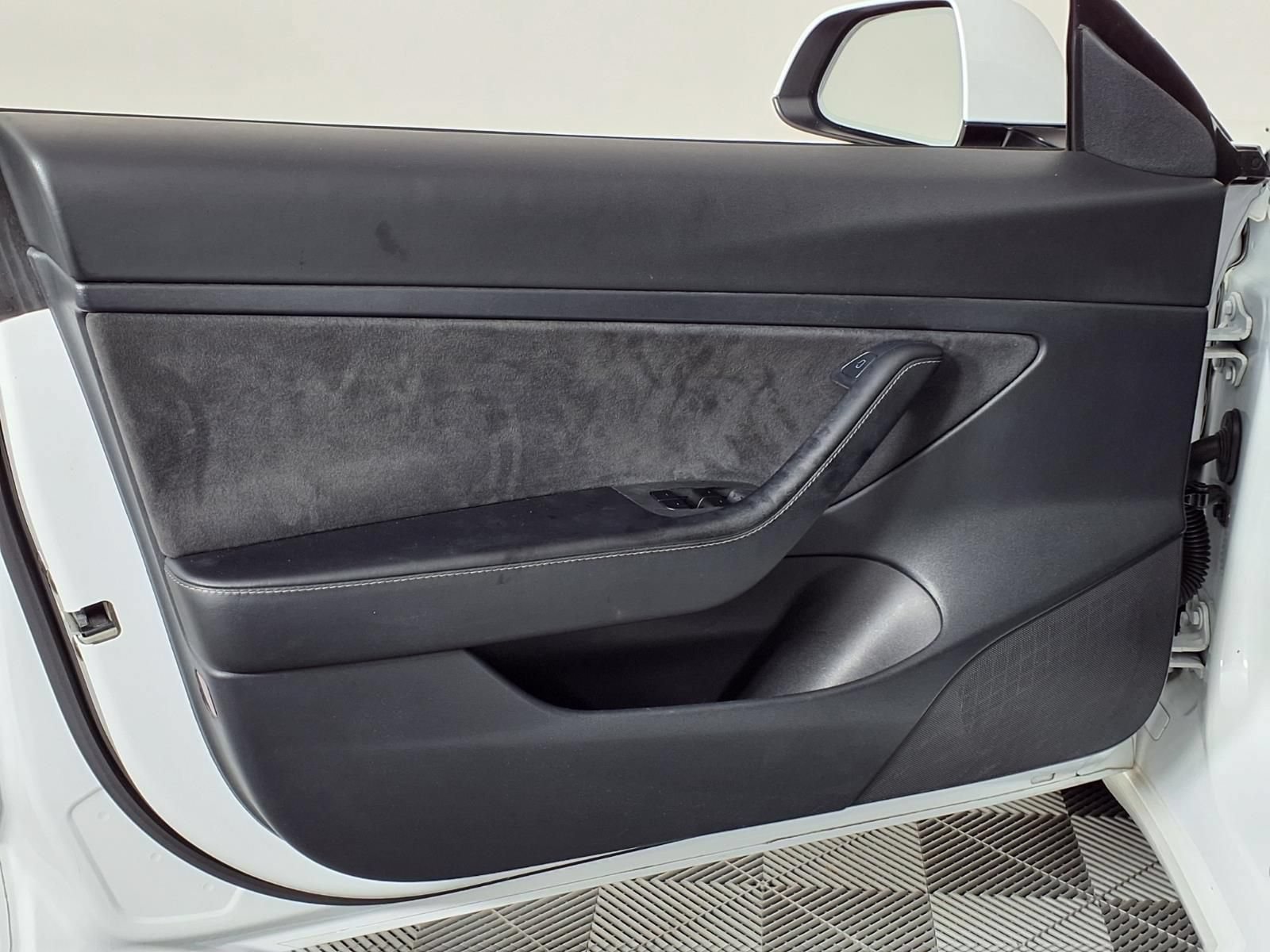 Used 2021 Tesla Model 3 Standard Range Plus RWD image 23