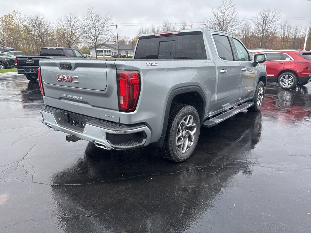 New 2026 GMC Sierra 1500 SLT image 3