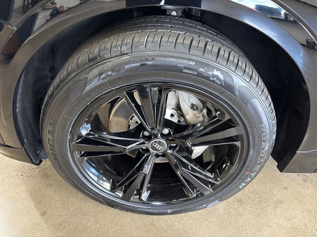 Used 2021 Audi Q8 Premium Plus image 24