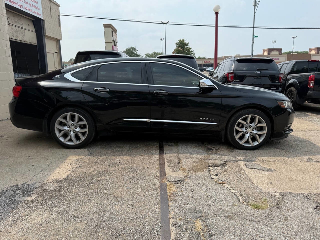 Used 2014 Chevrolet Impala LTZ image 4