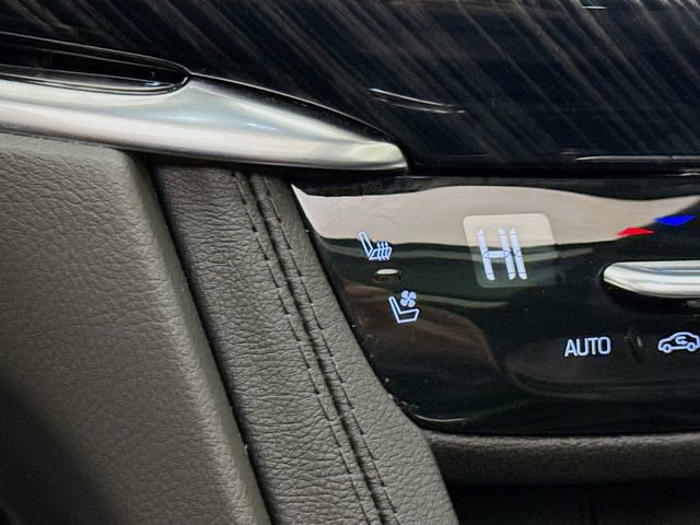 Used 2024 Cadillac XT6 Premium Luxury image 22