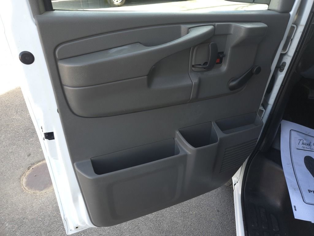 Used 2014 Chevrolet Express 3500 image 14