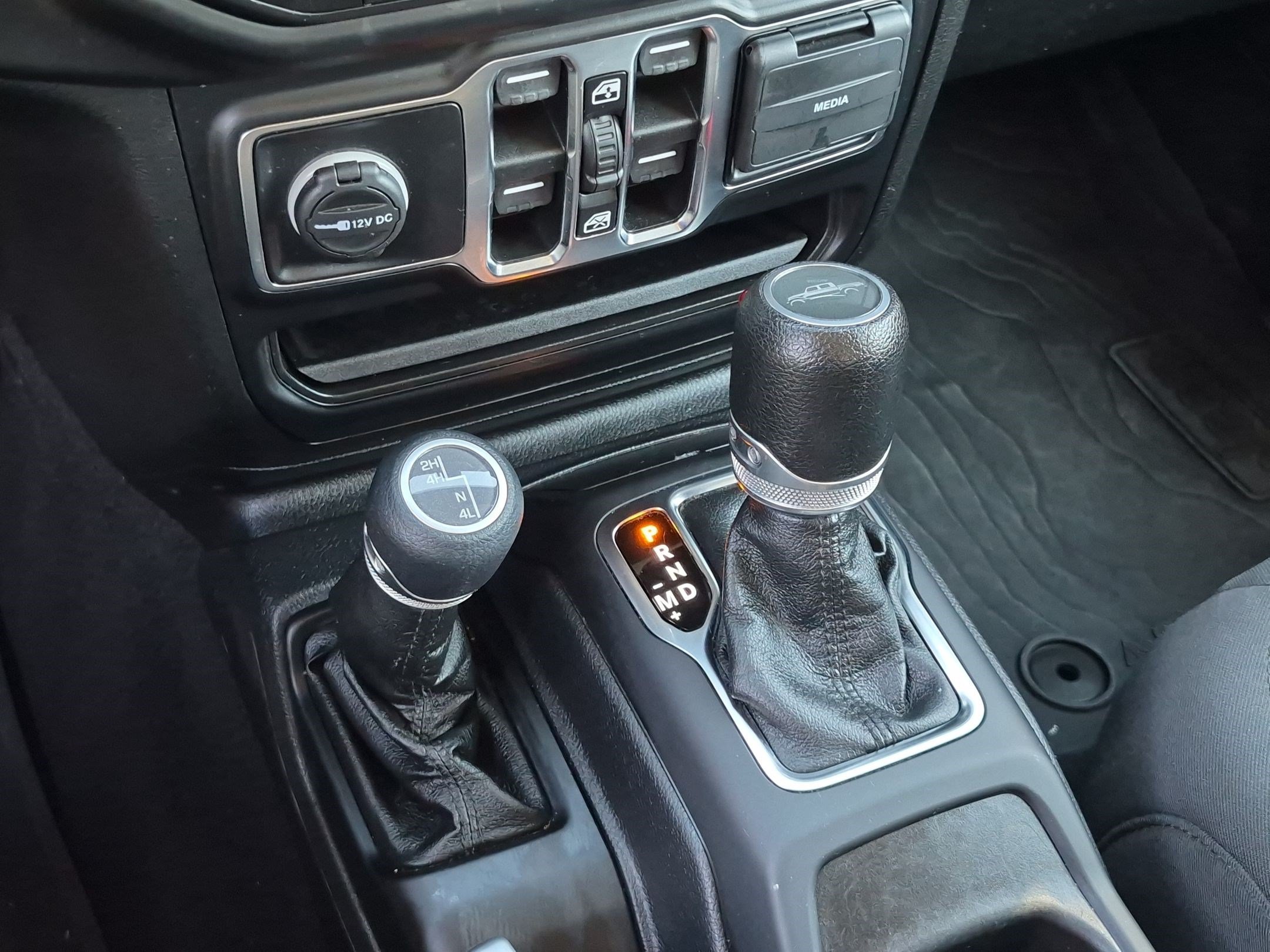 Used 2021 Jeep Gladiator Sport AWD/4WD image 26