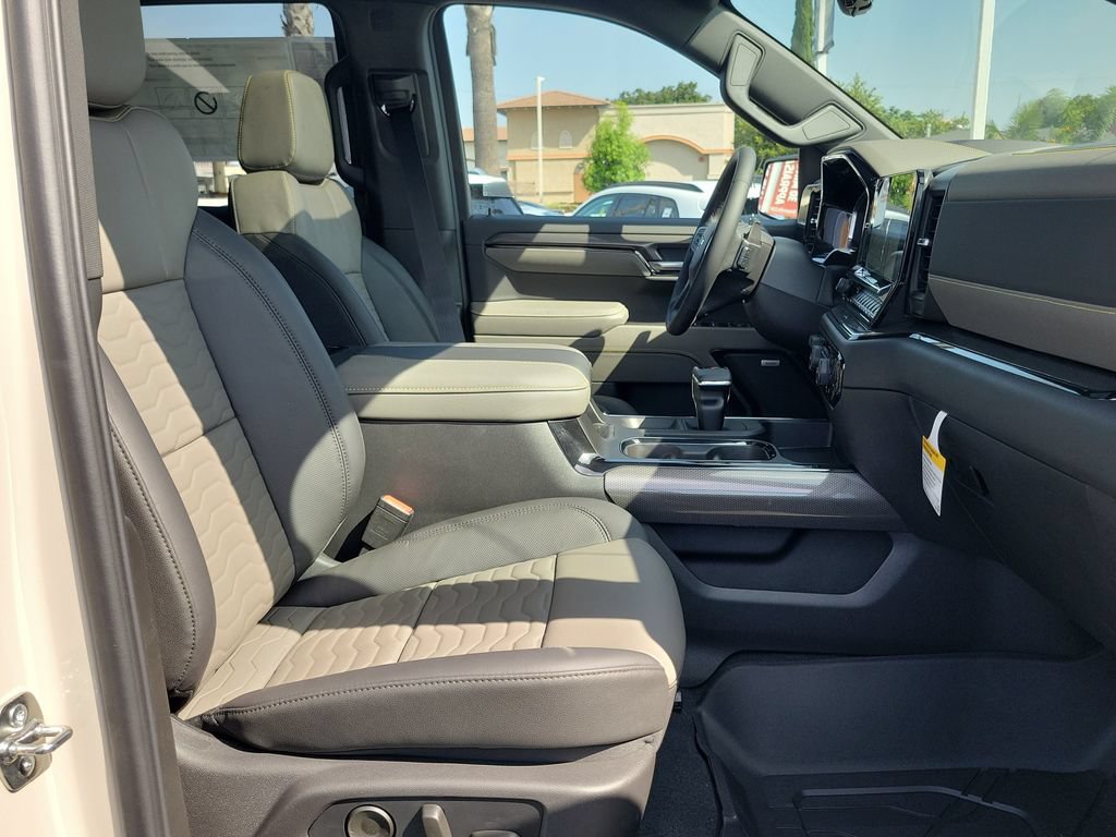 New 2026 Chevrolet Silverado 1500 ZR2 AWD/4WD image 19