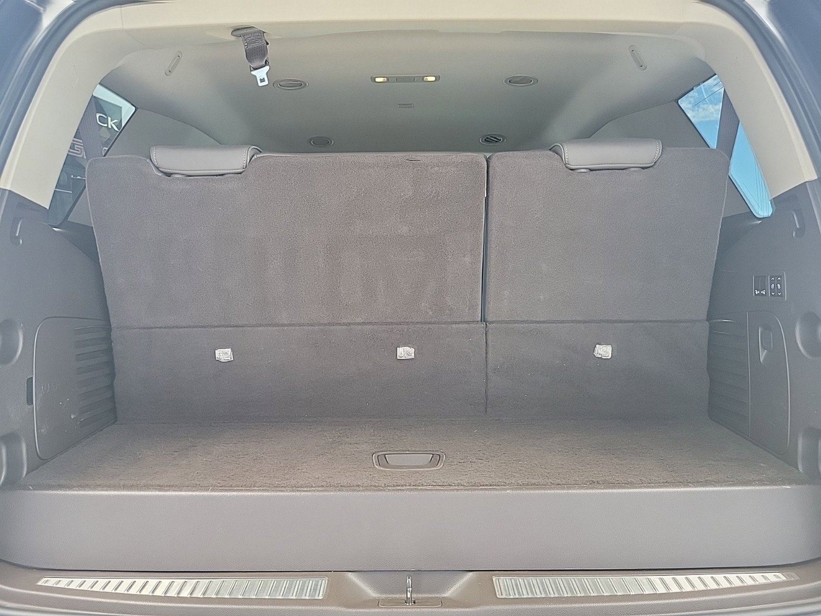 Used 2019 GMC Yukon Denali w/ Denali Ultimate Package image 19