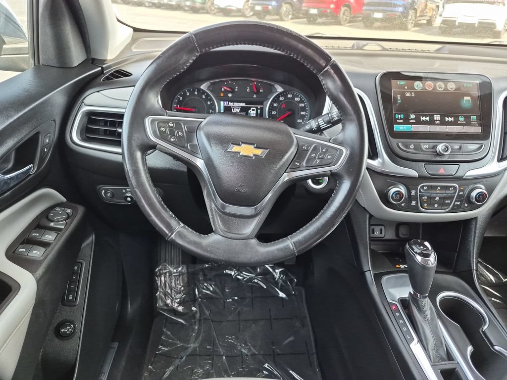 Used 2018 Chevrolet Equinox Premier FWD image 19